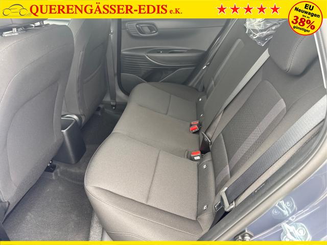 Hyundai / i20 / Grau / / / 