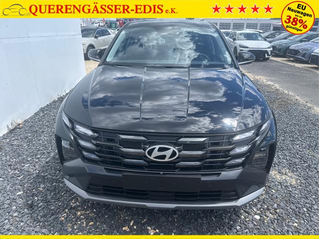 Hyundai / TUCSON / Grau / / / 
