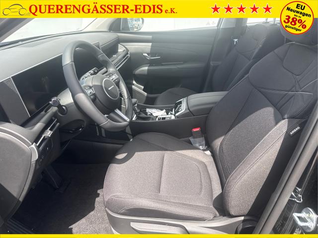 Hyundai / TUCSON / Grau / / / 