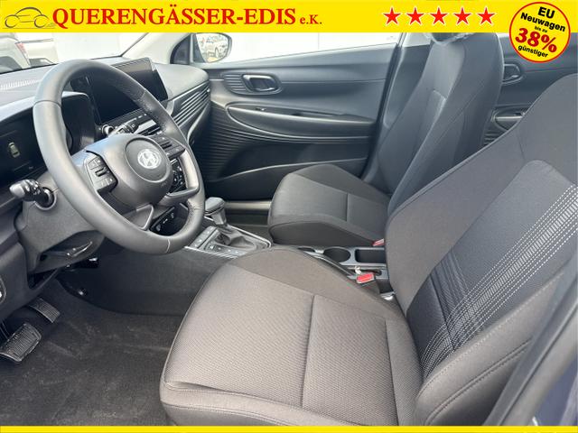 Hyundai / BAYON / Grau / / / 