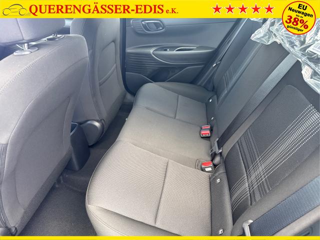 Hyundai / BAYON / Grau / / / 
