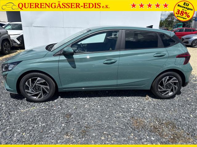 Hyundai / i20 / Grau / / / 