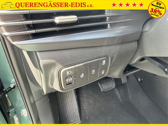 Hyundai / i20 / Grau / / / 