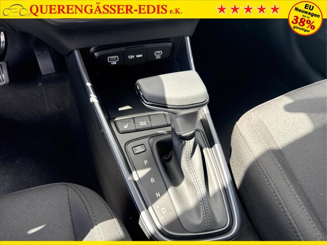 Hyundai / i20 / Grau / / / 