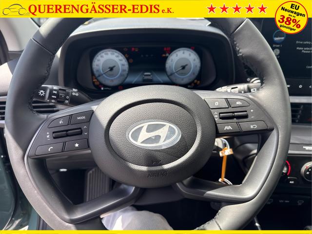 Hyundai / i20 / Grau / / / 