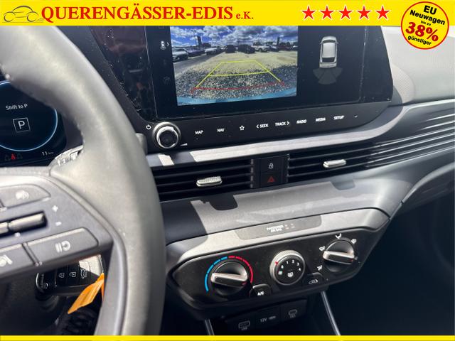 Hyundai / i20 / Grau / / / 
