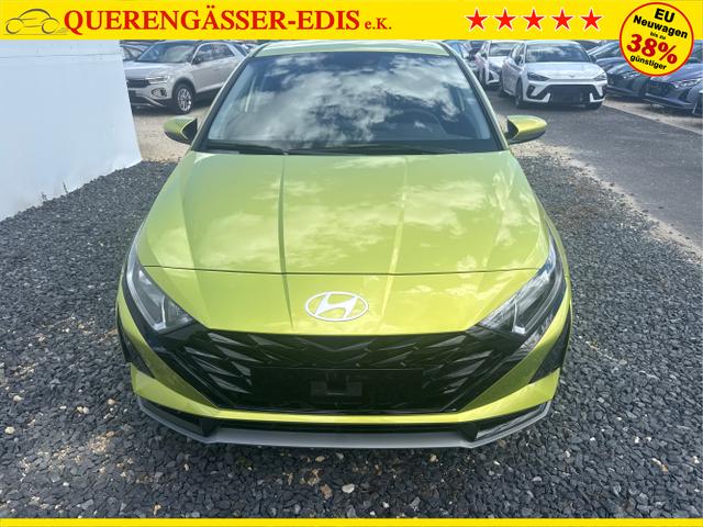 Hyundai / i20 / Grau / / / 