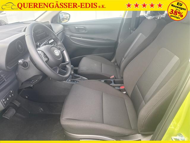 Hyundai / i20 / Grau / / / 