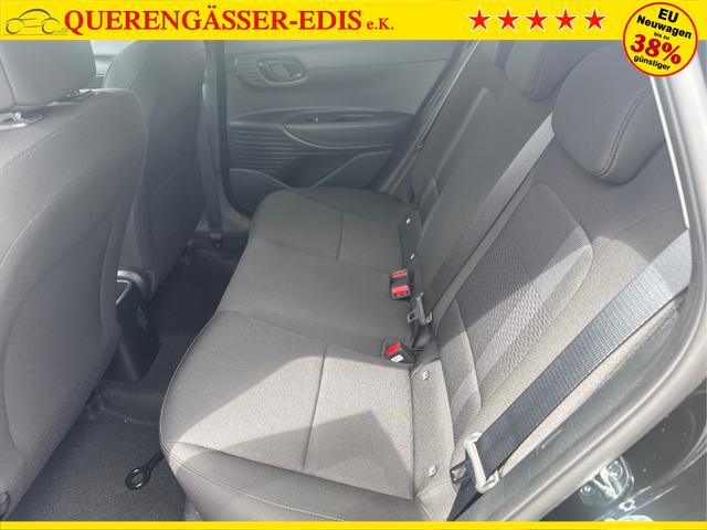 Hyundai / i20 / Grau / / / 