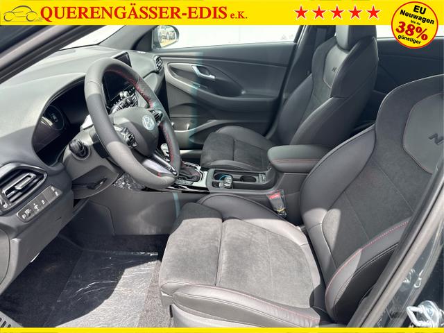 Hyundai / i30 / Grau / / / 