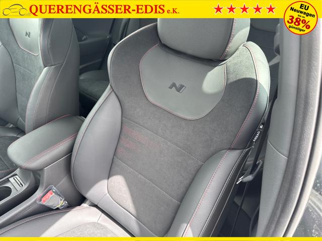Hyundai / i30 / Grau / / / 