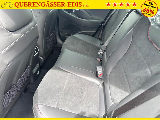 Hyundai / i30 / Grau / / / 