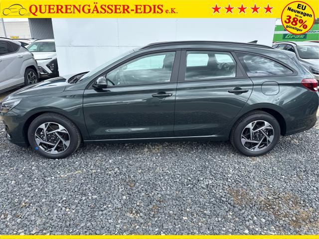 Hyundai / i30 / Grau / / / 