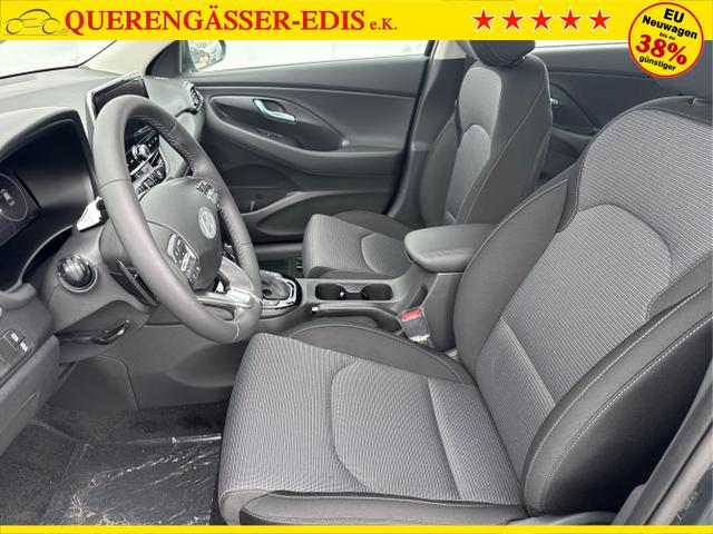 Hyundai / i30 / Grau / / / 