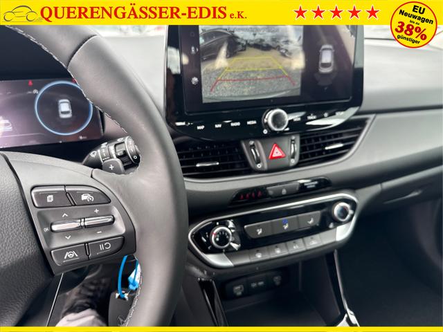 Hyundai / i30 / Grau / / / 