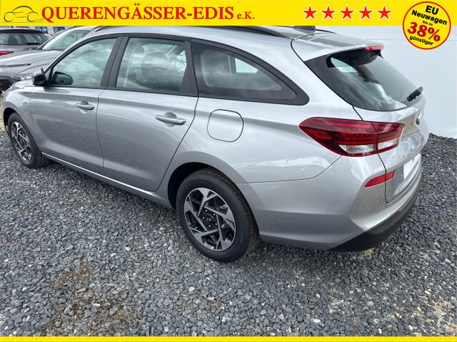 Hyundai / i30 / Grau / / / 