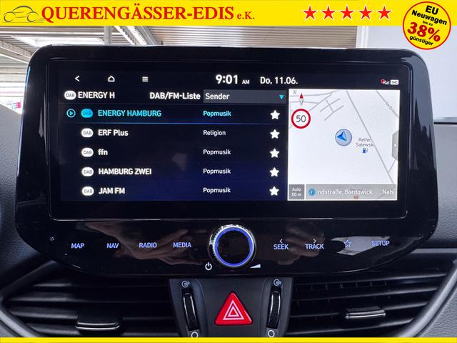 Hyundai i30 Kombi STYLE DCT NAVI WP ALU LED RFK PDC 
