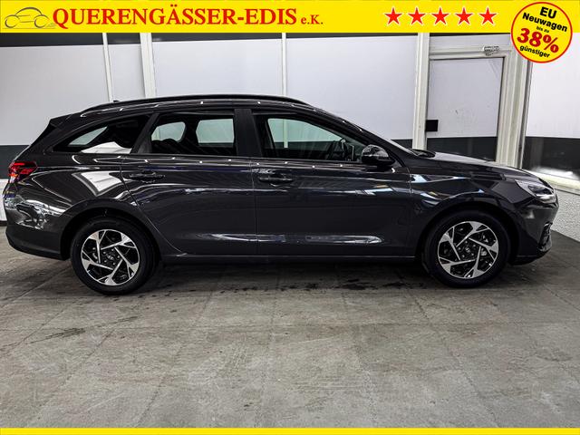 Hyundai i30 Kombi STYLE DCT NAVI WP ALU LED RFK PDC 