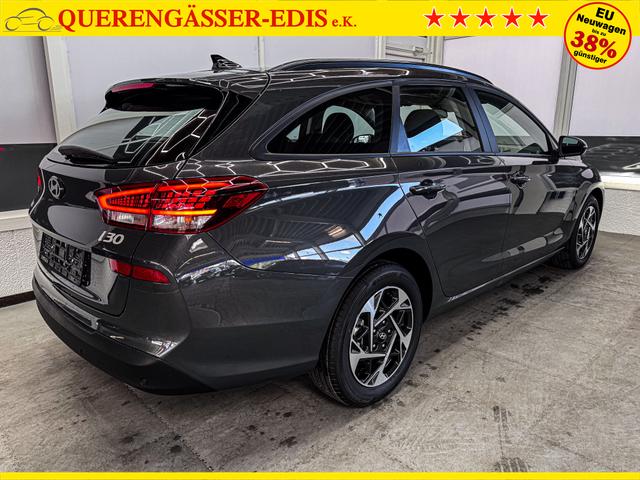 Hyundai i30 Kombi STYLE DCT NAVI WP ALU LED RFK PDC 