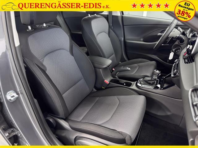 Hyundai i30 Kombi STYLE DCT NAVI WP ALU LED RFK PDC 