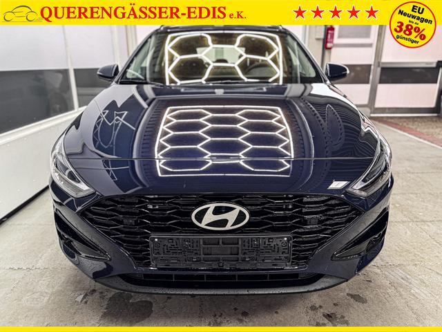 Hyundai i30 Kombi STYLE NAVI RFK SHZ PDC ALU 