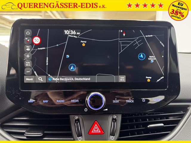 Hyundai i30 Kombi STYLE NAVI RFK SHZ PDC ALU 