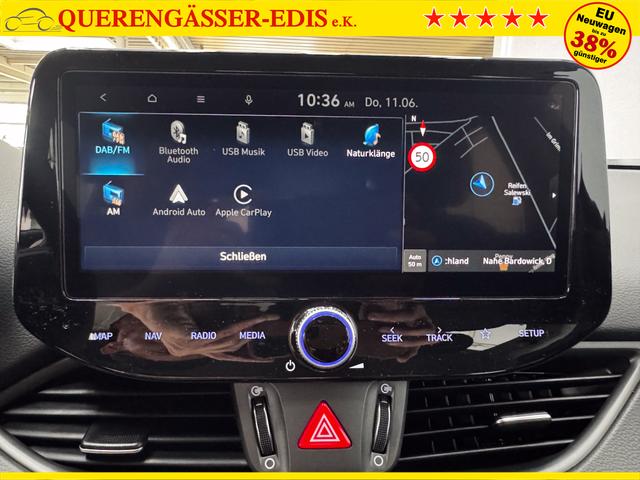 Hyundai i30 Kombi STYLE NAVI RFK SHZ PDC ALU 