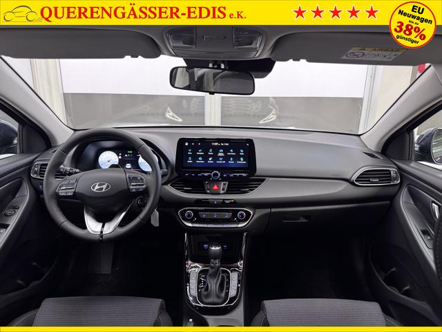 Hyundai i30 Kombi STYLE DCT NAVI WP ALU LED RFK PDC 
