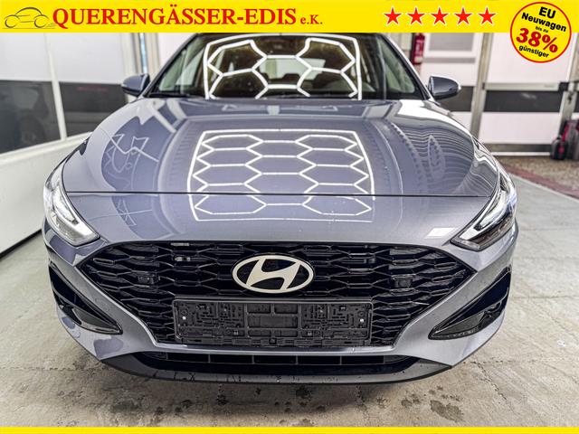 Hyundai i30 Kombi STYLE DCT NAVI RFK SHZ PDC ALU 