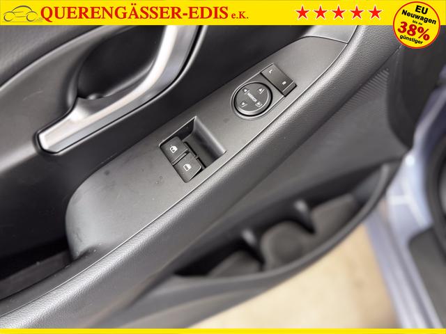 Hyundai i30 Kombi STYLE DCT NAVI RFK SHZ PDC ALU 