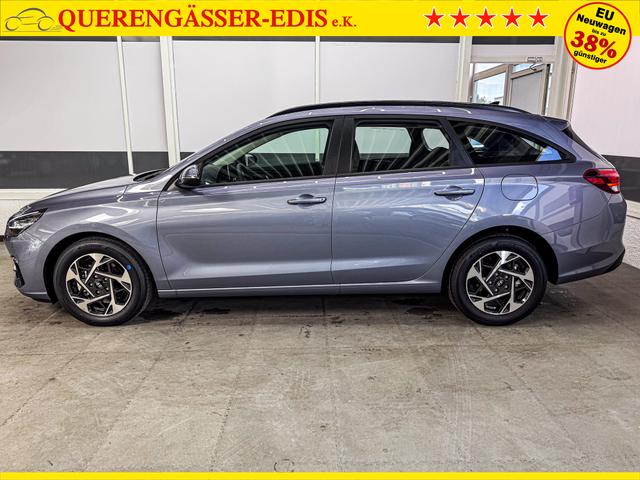 Hyundai i30 Kombi STYLE DCT NAVI RFK SHZ PDC ALU 