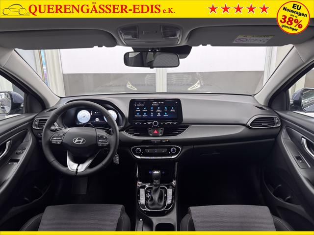 Hyundai i30 Kombi STYLE DCT NAVI RFK SHZ PDC ALU 