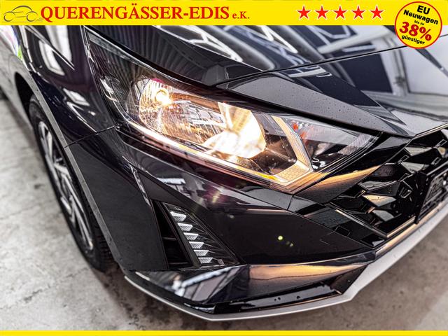 Hyundai i20 COMFORT DCT NAVI SHZ RFK ALU PDC 