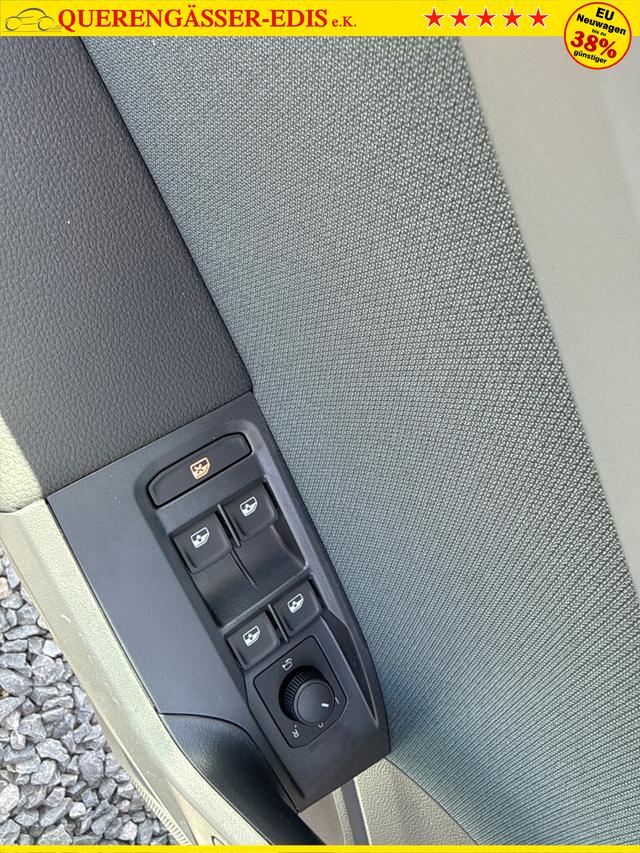 Seat / Arona / Grau / / / 
