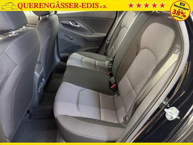 Hyundai i30 STYLE DCT ALU SHZ NAVI RFK PDC 