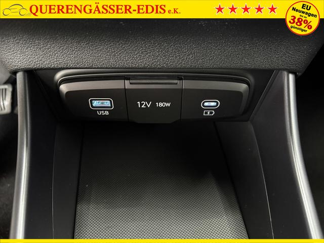 Hyundai i20 COMFORT DCT NAVI SHZ RFK ALU PDC 