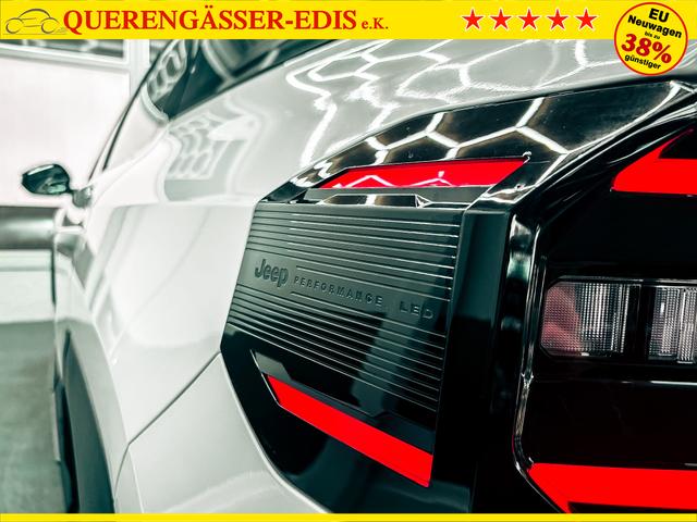 Jeep Compass ALTITUDE DCT PANO 360 KAMERA SHZ HUD FOCAL BSD EL.HECKKLAPPE ACC 