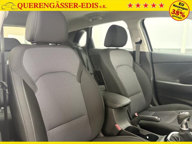 Hyundai i30 STYLE ALU SHZ NAVI RFK PDC 