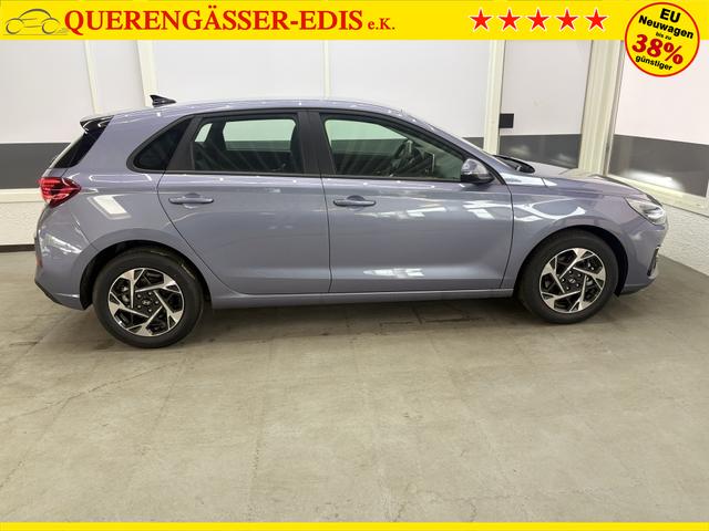 Hyundai i30 STYLE ALU SHZ NAVI RFK PDC 