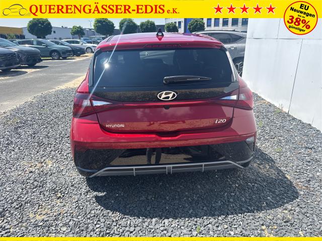 Hyundai / i20 / Grau / / / 