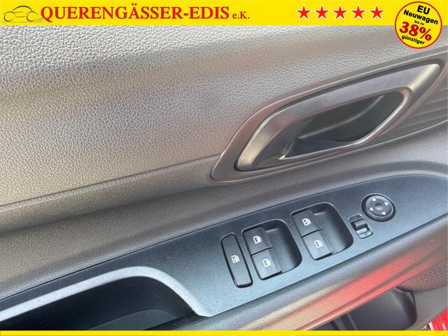 Hyundai / i20 / Grau / / / 