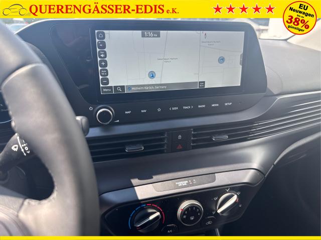Hyundai / i20 / Grau / / / 
