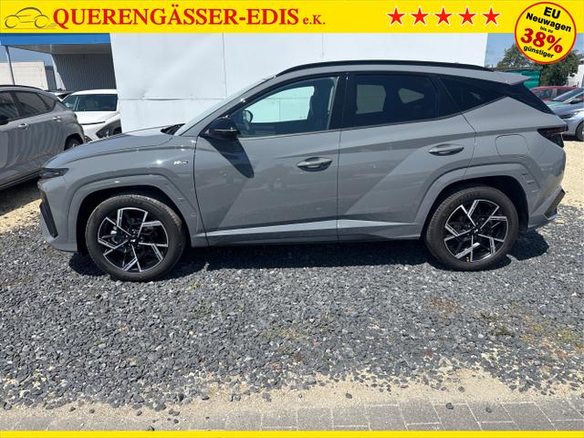 Hyundai / TUCSON / Grau / / / 