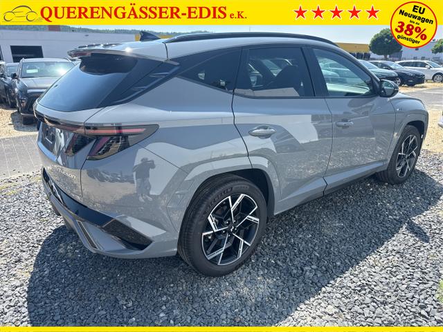 Hyundai / TUCSON / Grau / / / 