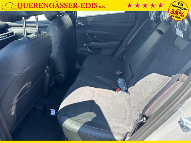 Hyundai / TUCSON / Grau / / / 