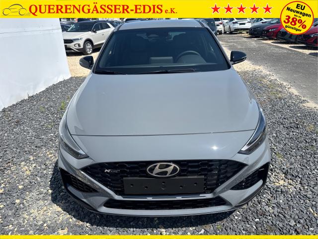 Hyundai / i30 / Grau / / / 