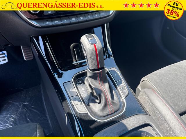 Hyundai / i30 / Grau / / / 