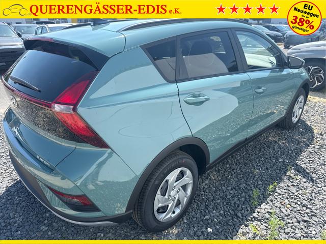 Hyundai / BAYON / Grau / / / 