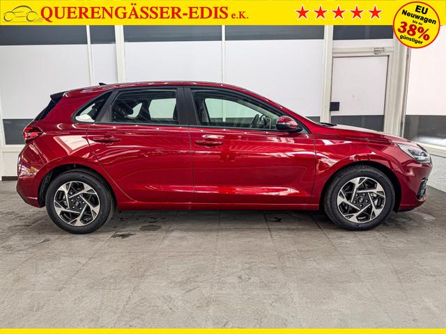 Hyundai i30 STYLE ALU SHZ NAVI RFK PDC 