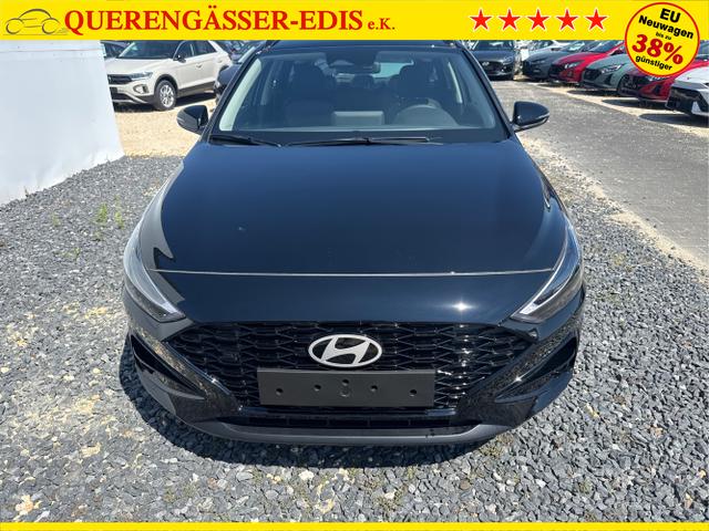 Hyundai / i30 / Grau / / / 